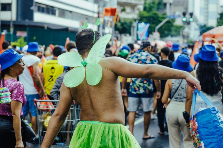 Folia prolongada: como a genética pode garantir cuidados personalizados durante os blocos até abril