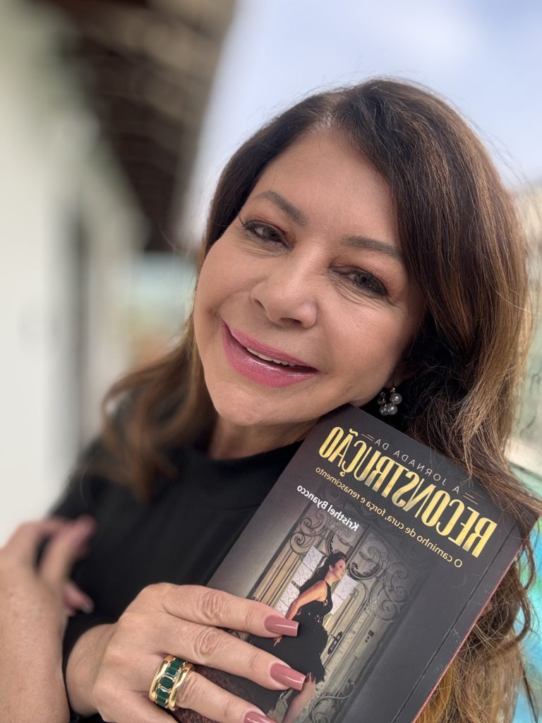 Kristhel Byancco inspira mulheres de vários países com lançamento e palestra internacional