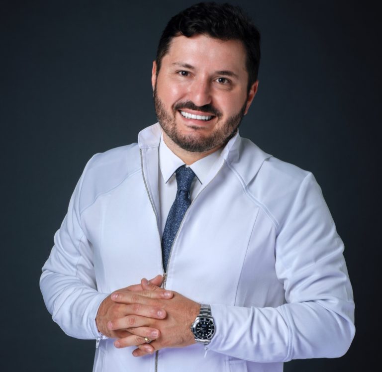 Dr. Rafael Eva
