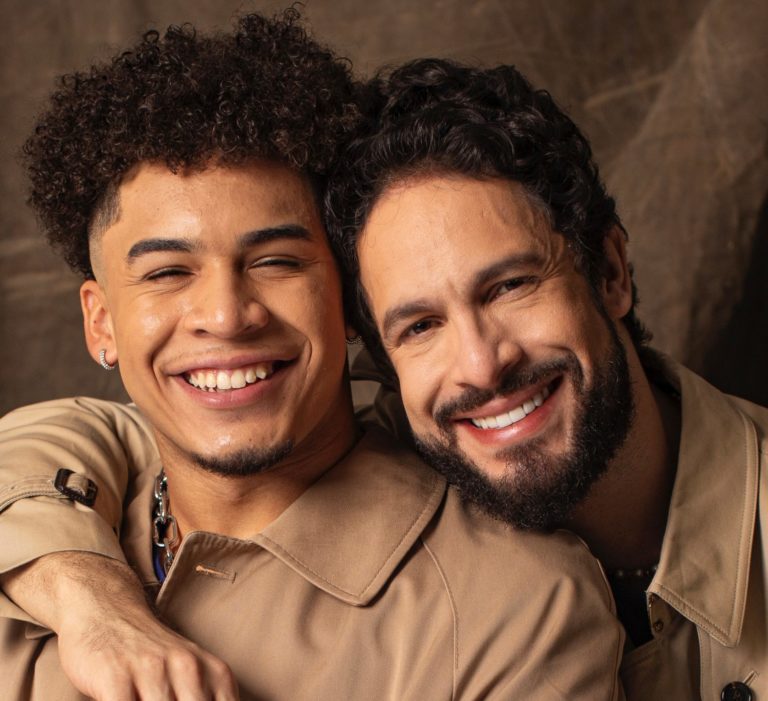 Escrito a quatro mãos “Olhares que Filtram” é um convite à prática da empatia e à desconstrução de preconceitos numa sociedade marcada pelo racismo estrutural