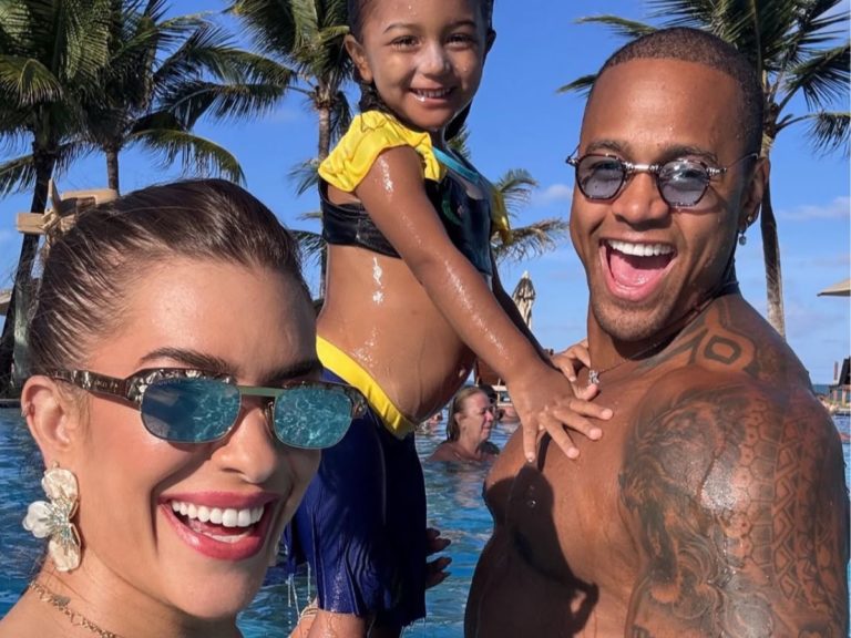 Lore Improta e Léo Santana aproveitam férias em família após maratona de Carnaval