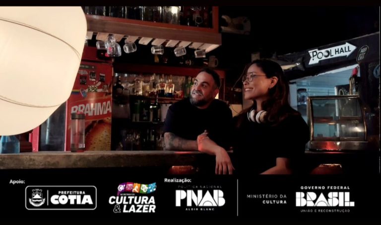 LAMBE LAMBE Cotia: Uma Exposição a Céu Aberto